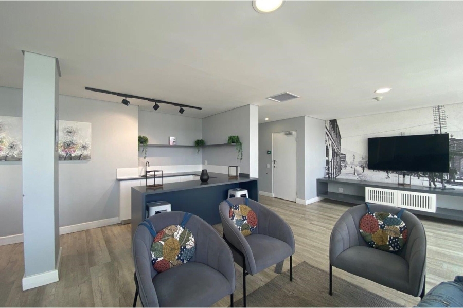 1 Bedroom Property for Sale in Woodstock Western Cape